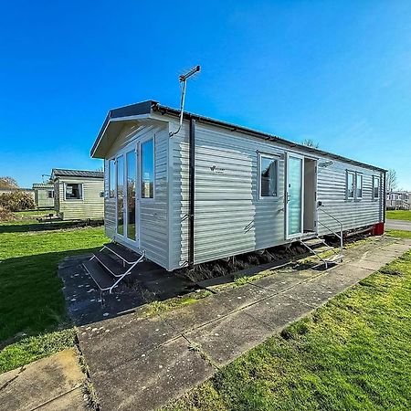 Lovely 8 Berth Caravan In Southview Holiday Park, Ref 33042Tc Skegness Exterior photo